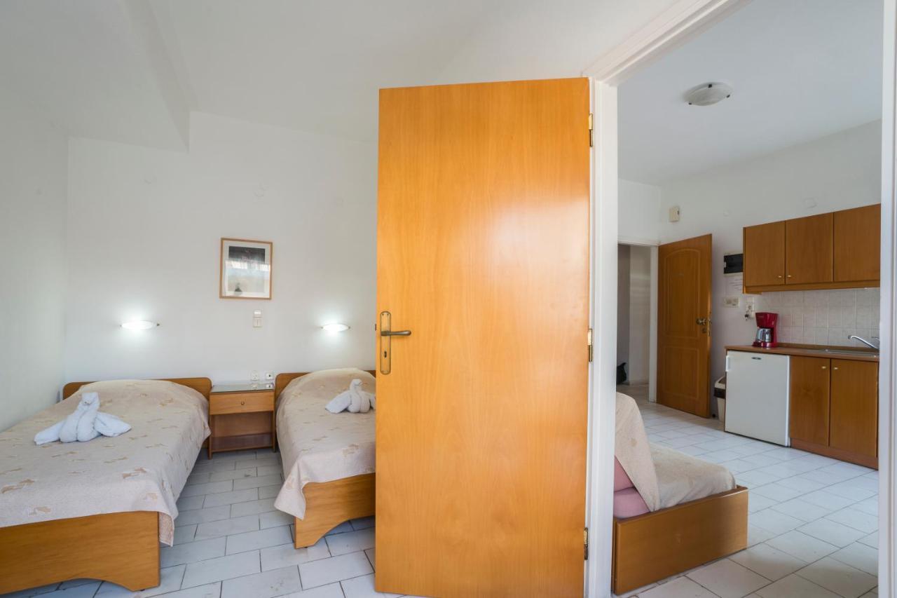 Stratis Apartments Hriszí Aktí Haniá Kültér fotó